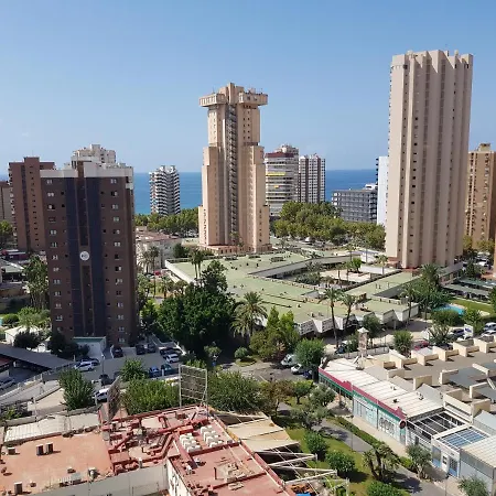 Gemelos 2-fincas بينايدورم